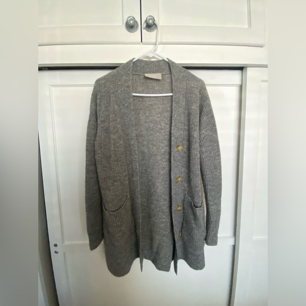 Everlane Gray Cardigan with Brown Buttons - Picture 2 of 4